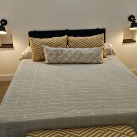 Apartment Alazor *